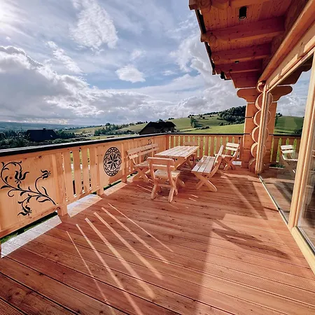 Osada Pod Modrzewiami * Kluszkowce