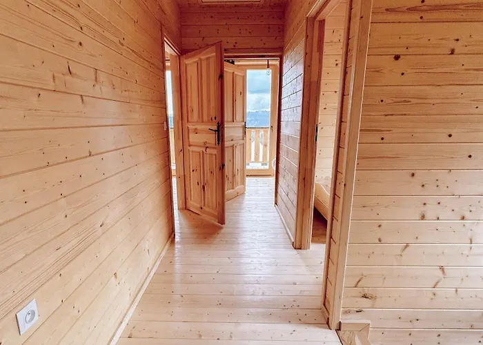 Osada Pod Modrzewiami *