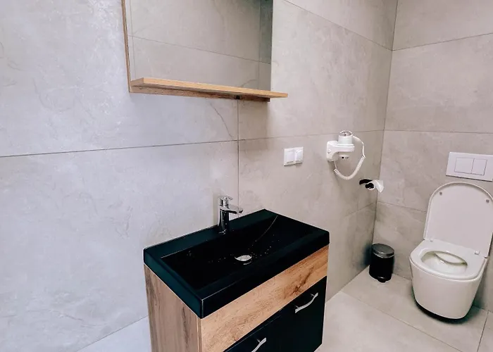 Osada Pod Modrzewiami *